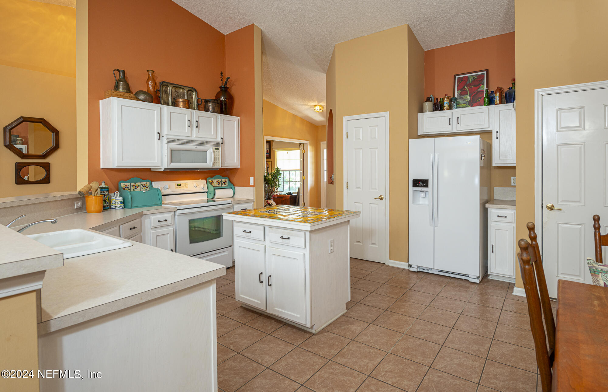 723 East Red House Branch Road St. Augustine, FL 32084 - Photo 8 of 35 rose house-25