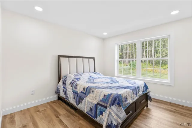 $469,900 | 106 Peet Drive, Marcy, NY 13403