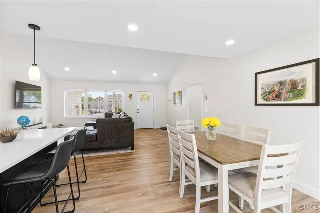 $469,900 | 106 Peet Drive, Marcy, NY 13403