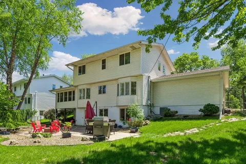 $850,000 | 6016 Eden Prairie Road, Edina, MN 55436