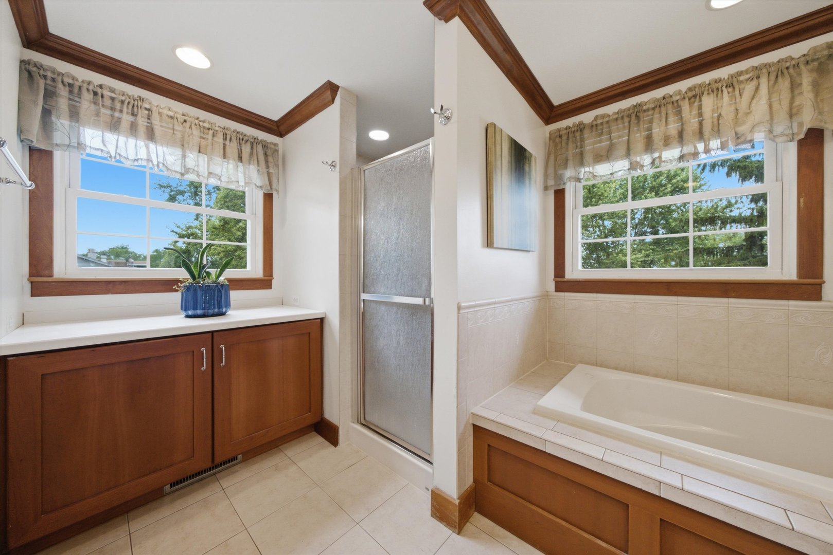 2320 Beck Road Lindenhurst, IL 60046 - Photo 16 of 35 Gallery Image 16