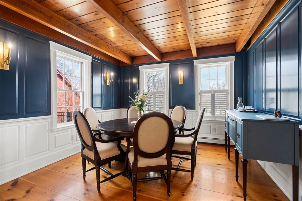5 Maple Street Sherborn, MA 01770 - Photo 17 of 34 a dining room with furniture and window