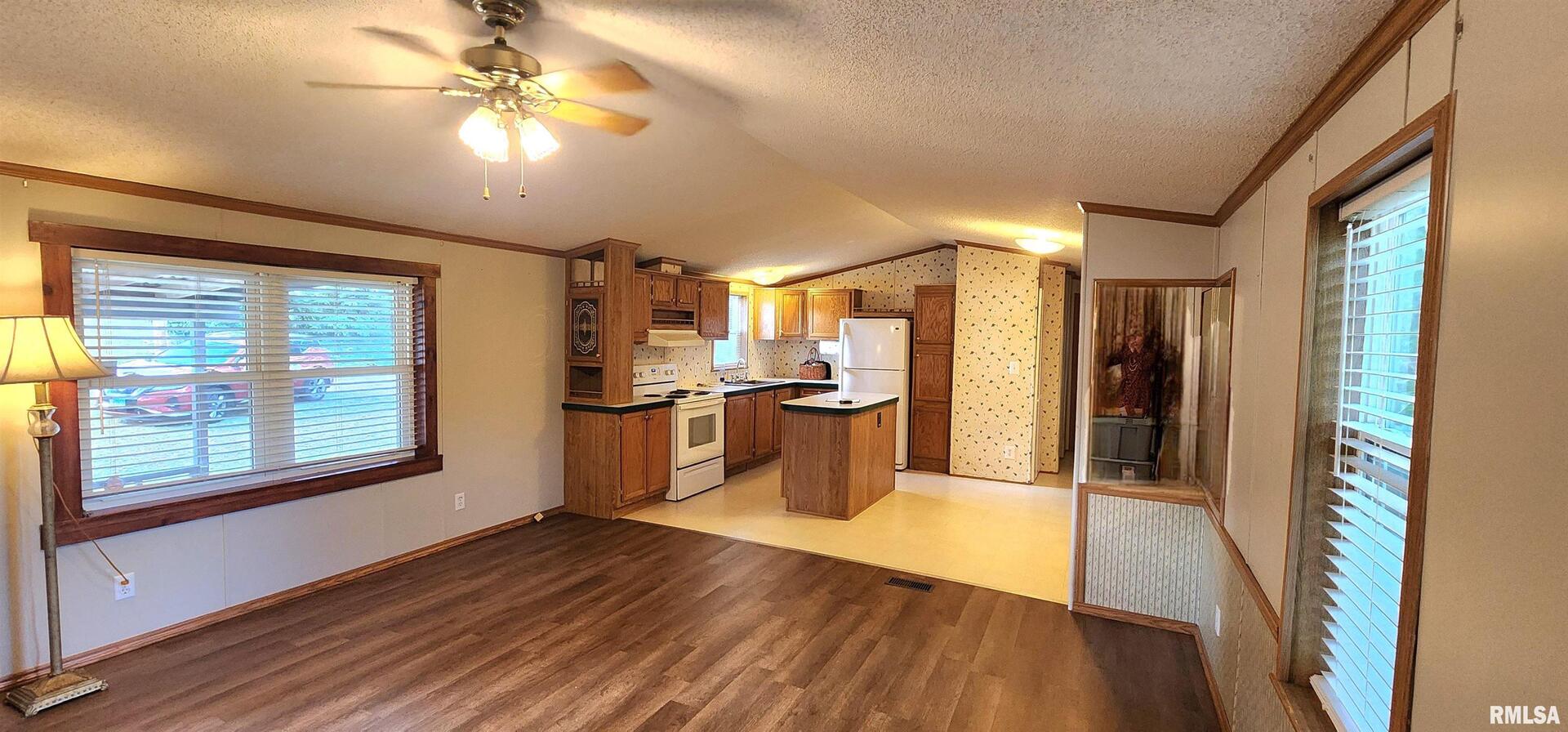 210 East Old Plank Road Chester, IL 62233 - Photo 12 of 30