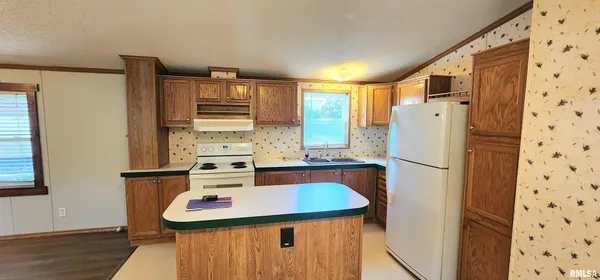 $102,000 | 210 East Old Plank Road, Chester, IL 62233