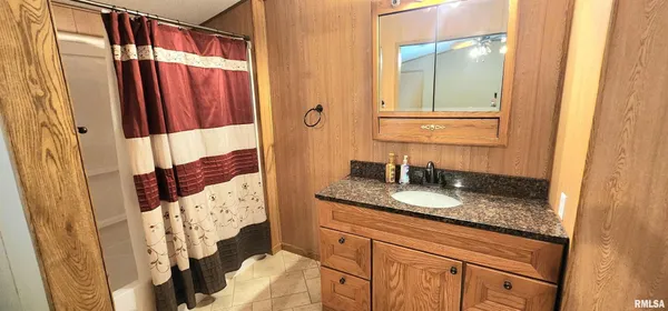 $102,000 | 210 East Old Plank Road, Chester, IL 62233