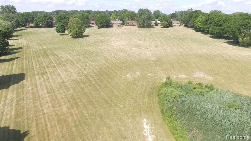 2154 Highsplint Drive Rochester Hills, MI 48307 - Photo 11 of 42
