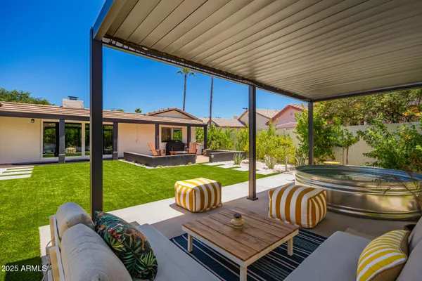 $815,000 | 8112 North 10th Place, Phoenix, AZ 85020