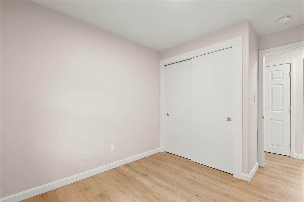 67 Roslyn Road Brockton, MA 02302 - Photo 21 of 32