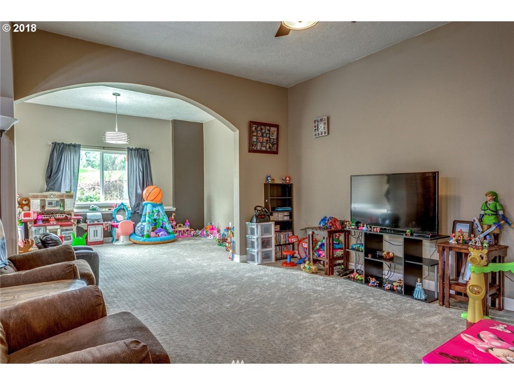 935 Holcomb Road Kelso, WA 98626 - Photo 20 of 25 Gallery Image 20
