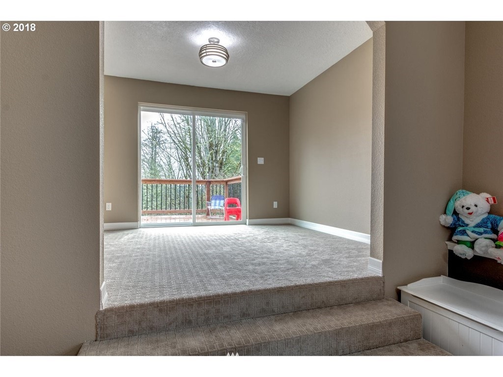 935 Holcomb Road Kelso, WA 98626 - Photo 22 of 25 Gallery Image 22