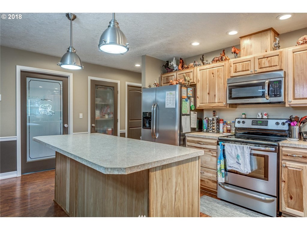 935 Holcomb Road Kelso, WA 98626 - Photo 7 of 25 Gallery Image 7