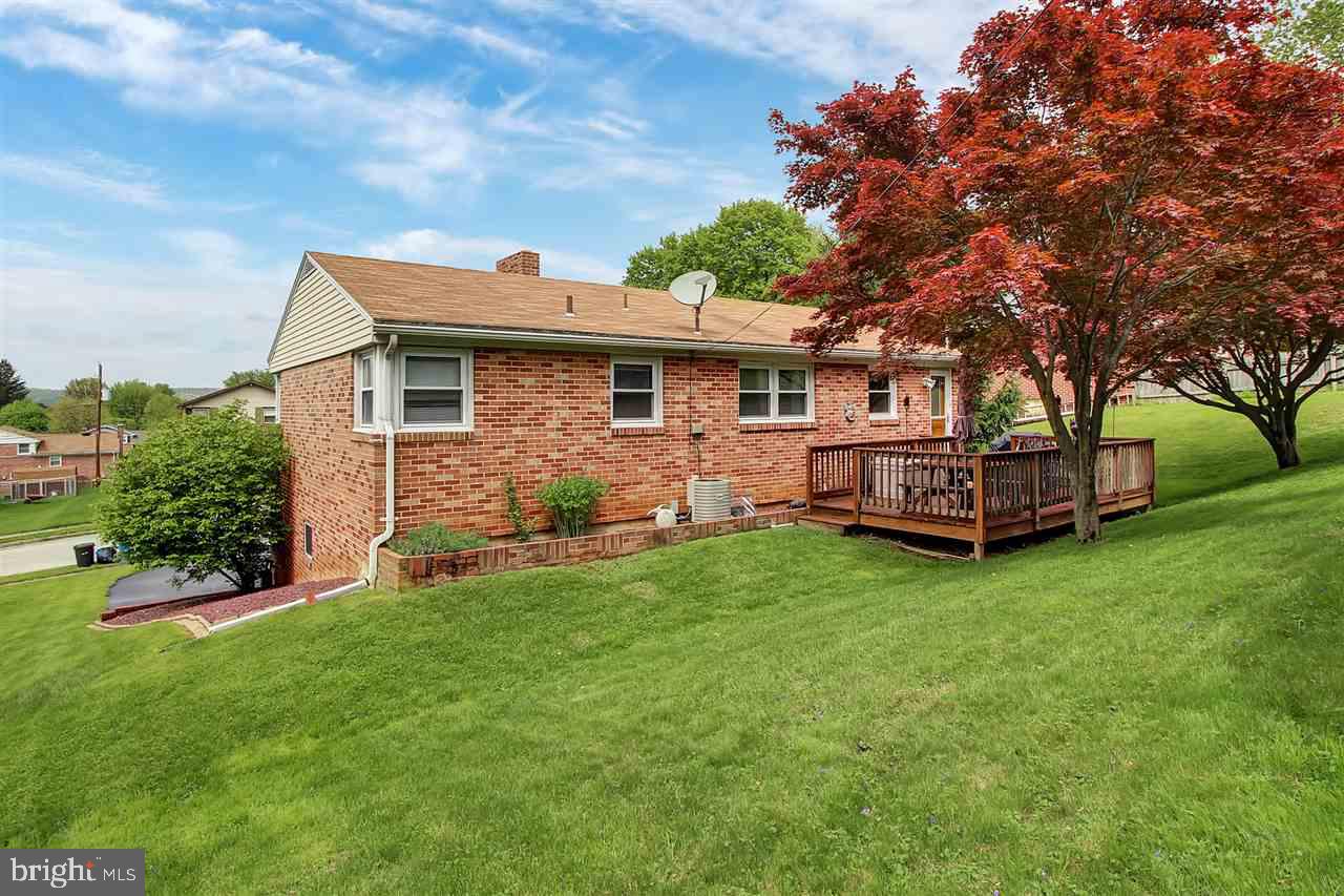 2438 Wharton Road York, PA 17402 - Photo 23 of 25 Gallery Image 23