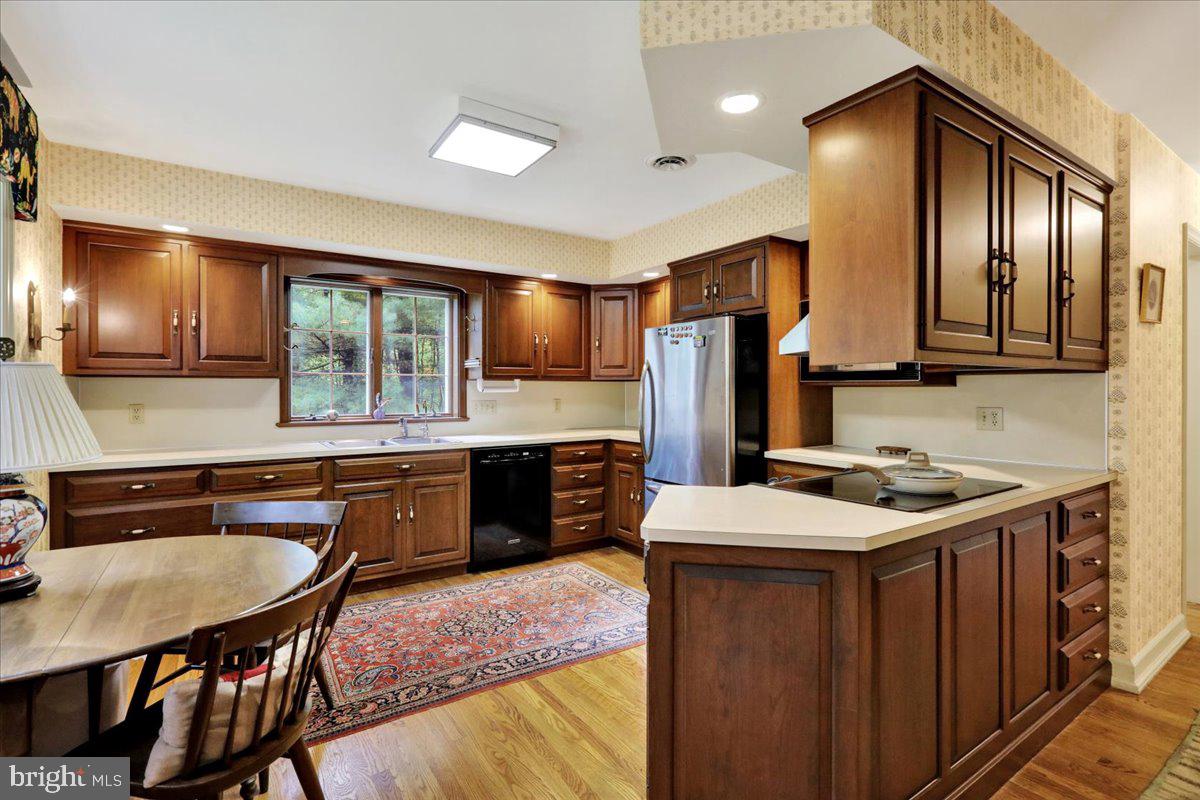 154 Deer Hill Road Reading, PA 19607 - Photo 22 of 97