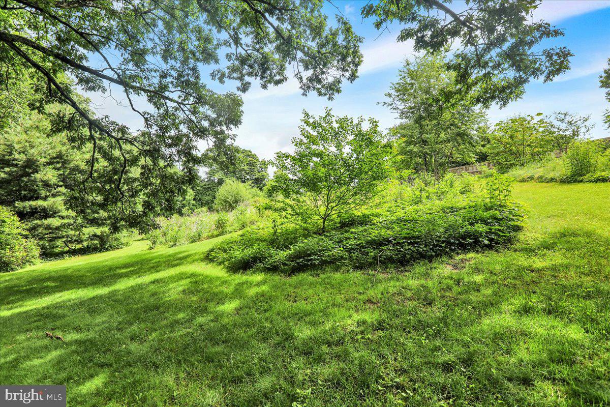 154 Deer Hill Road Reading, PA 19607 - Photo 61 of 97