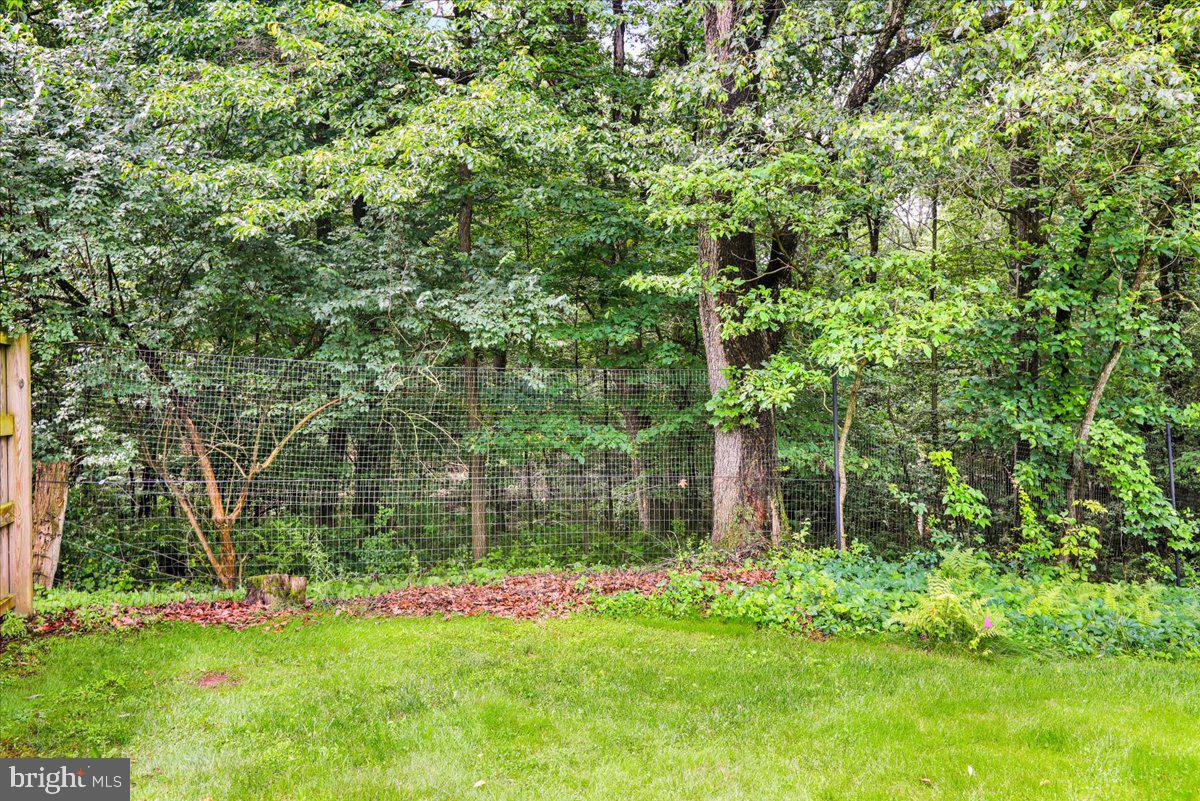 154 Deer Hill Road Reading, PA 19607 - Photo 69 of 97 front view of a house with a yard