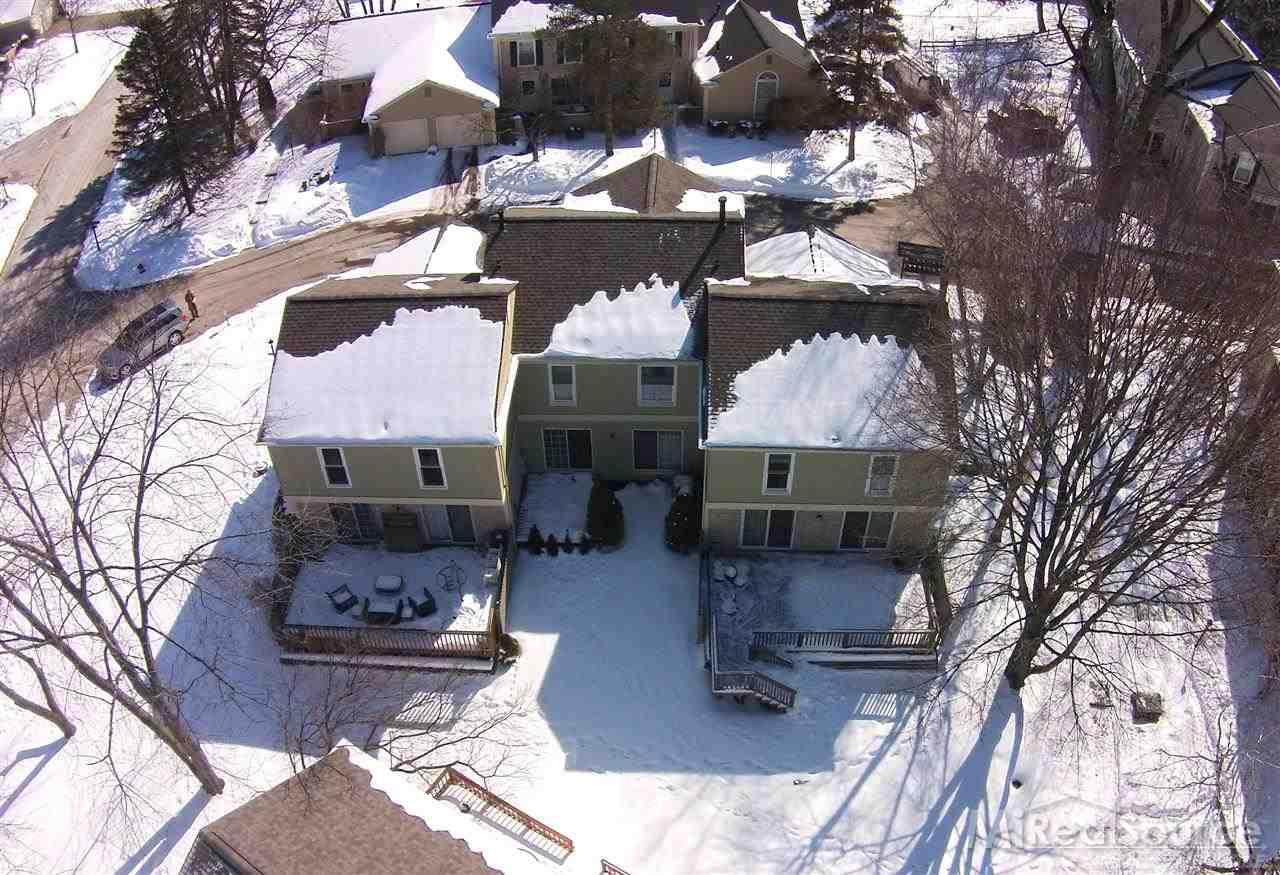 1455 Lantern Lane Rochester Hills, MI 48306 - Photo 7 of 27