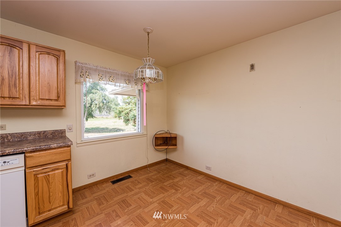 536 Laird Road Port Angeles, WA 98363 - Photo 12 of 40 Gallery Image 12