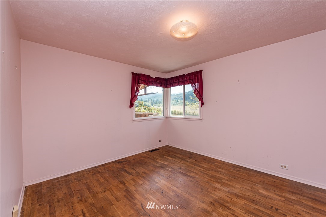 536 Laird Road Port Angeles, WA 98363 - Photo 17 of 40 Gallery Image 17