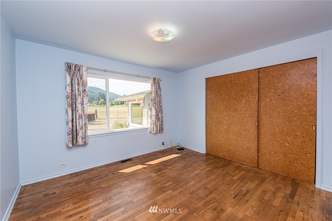 536 Laird Road Port Angeles, WA 98363 - Photo 18 of 40 Gallery Image 18