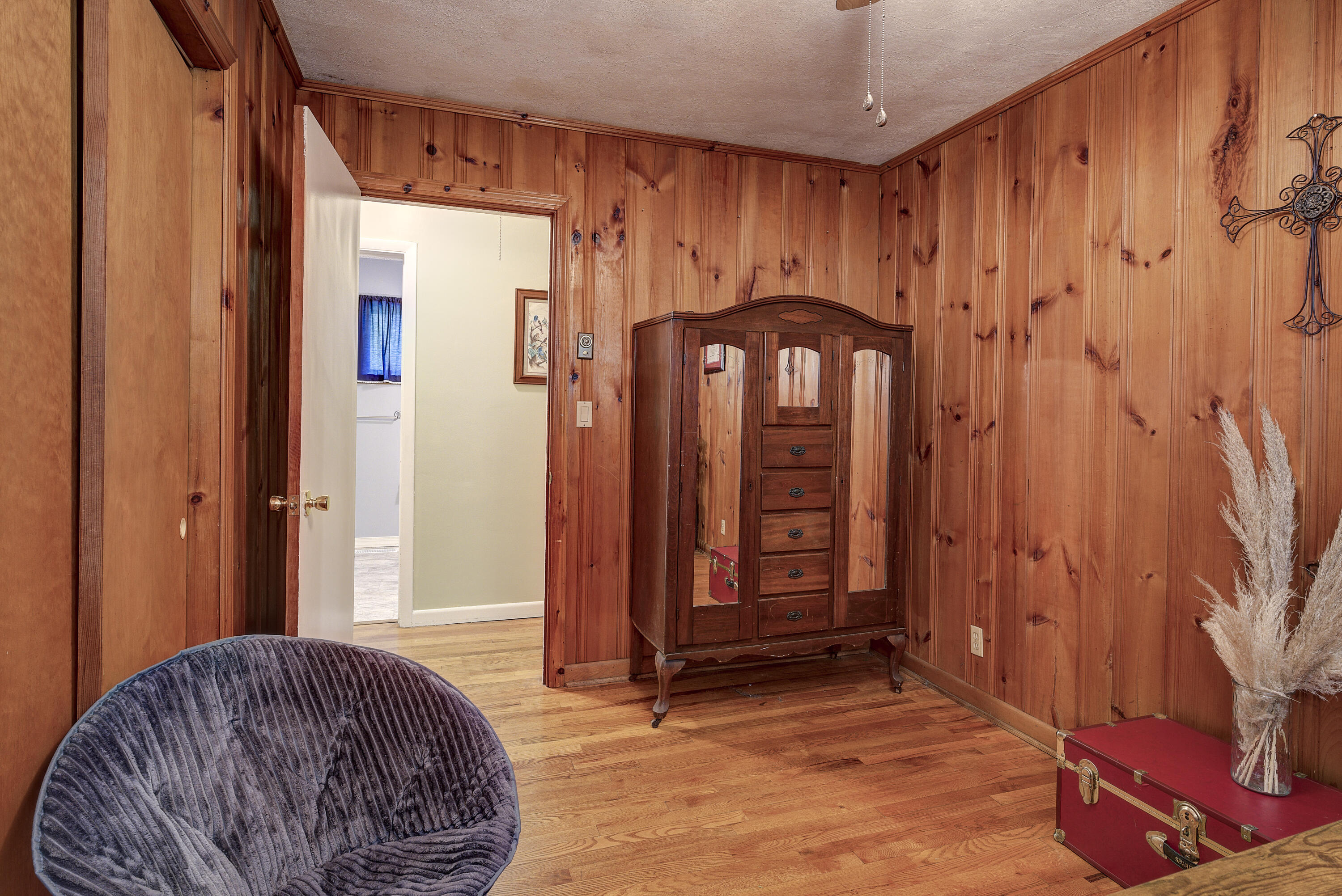 425 Omaha Road Bristol, VA 24201 - Photo 20 of 26 Omaha-12