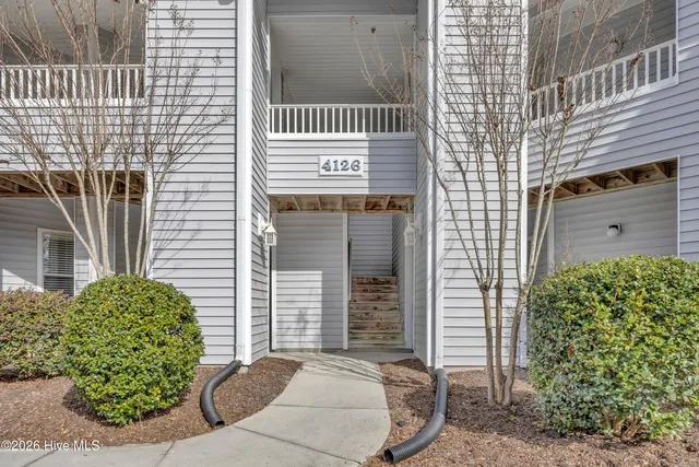 $245,000 | 4126 Breezewood Drive, Unit 101, Wilmington, NC 28412