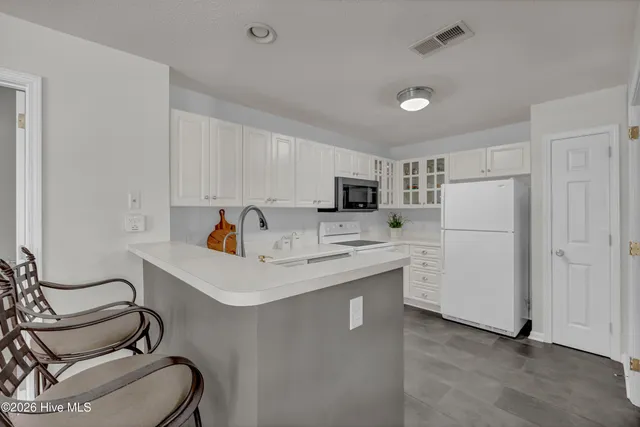 $245,000 | 4126 Breezewood Drive, Unit 101, Wilmington, NC 28412