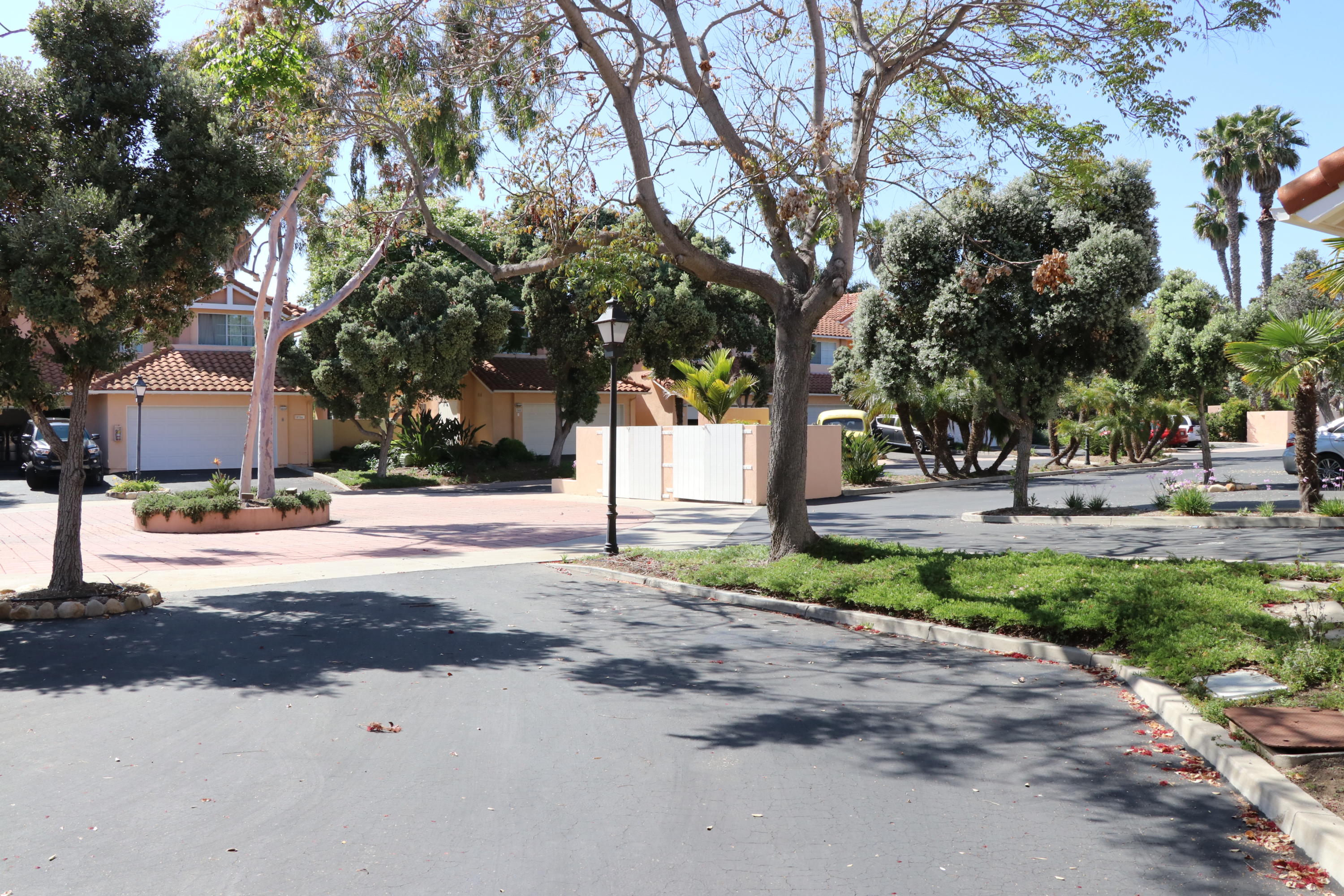 7100 Georgetown Road Goleta, CA 93117 - Photo 31 of 35 Driveway IMG_4339