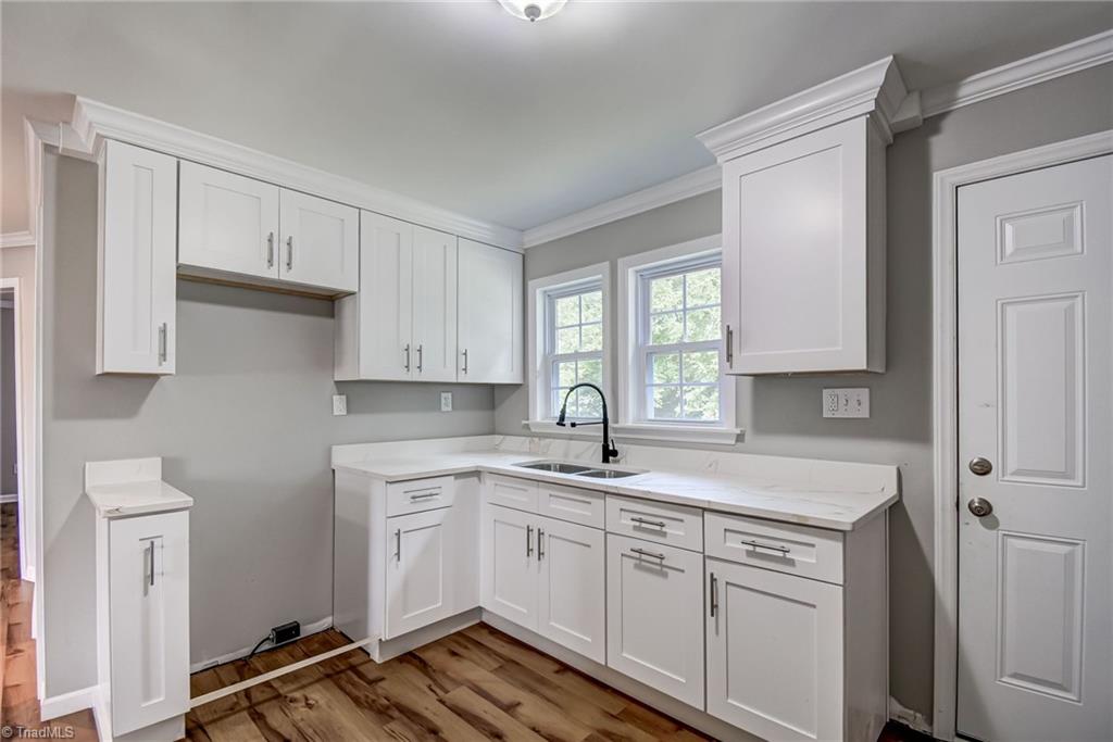 106 Fraley Road High Point, NC 27263 - Photo 13 of 32 Gallery Image 13