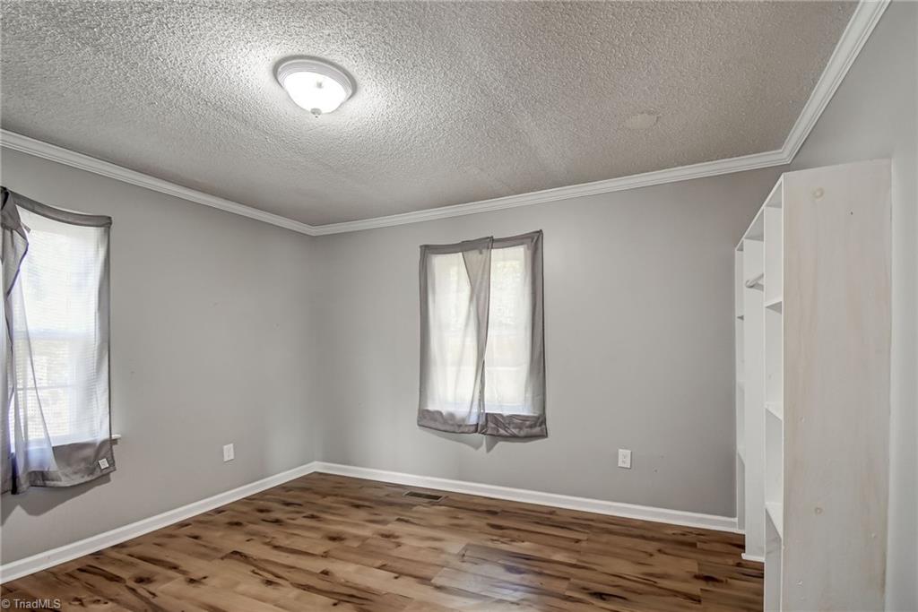 106 Fraley Road High Point, NC 27263 - Photo 22 of 32 Gallery Image 22
