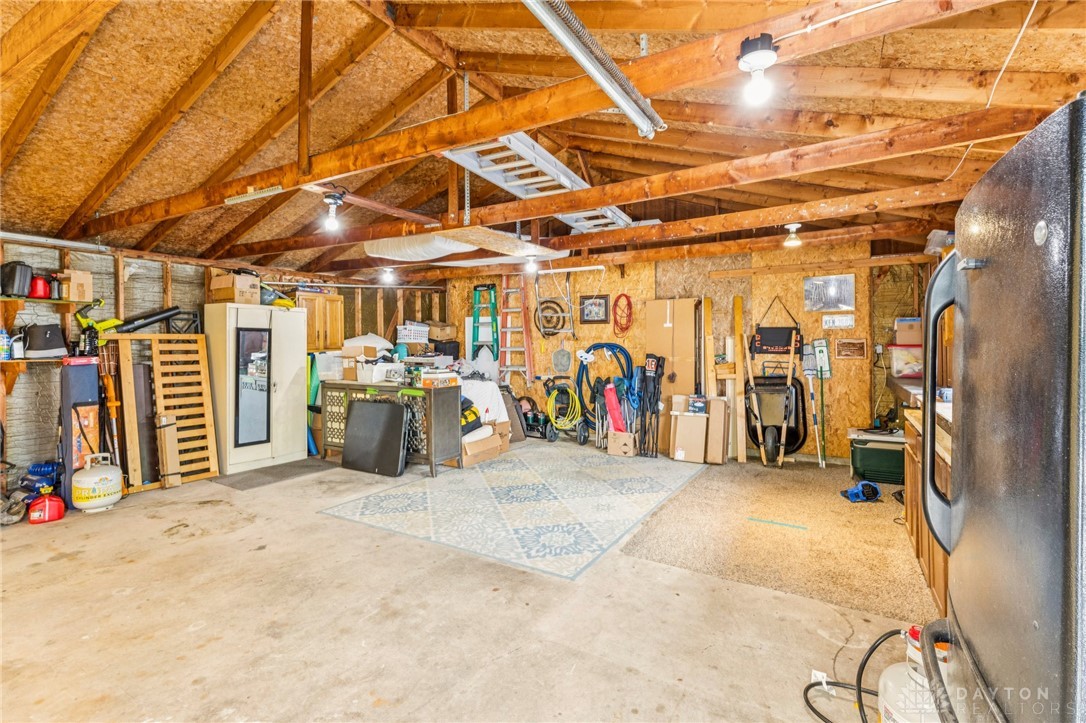 4934 Castleton Drive Fairfield, OH 45014 - Photo 32 of 36 This versatile garage offers ample space and functional design for all your storage and project???????????????????????? needs.