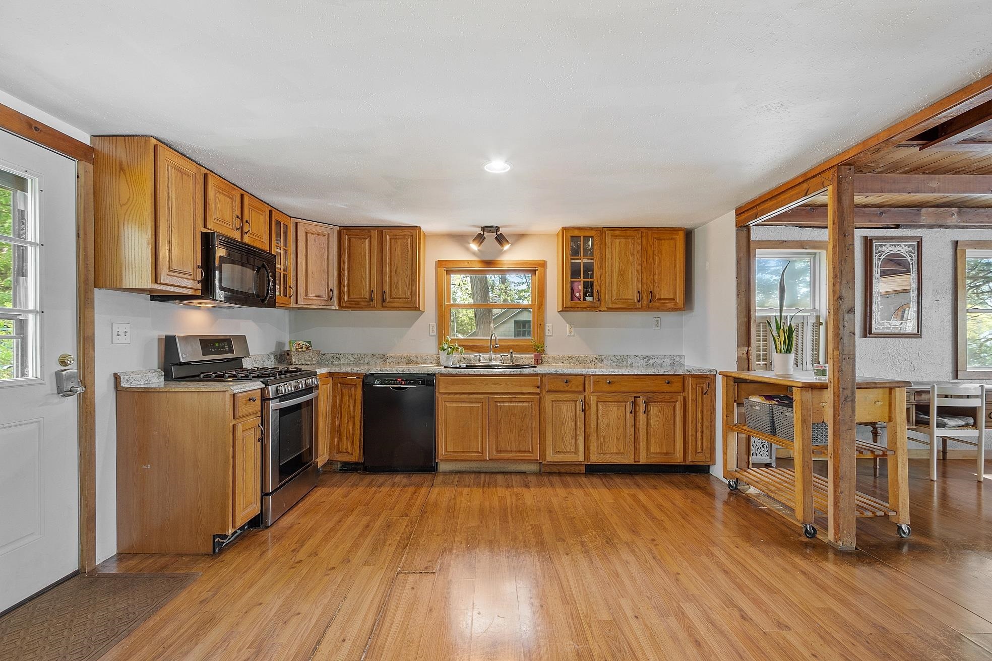 18 Concannon Road Kingston, NH 03848 - Photo 3 of 26 Gallery Image 3