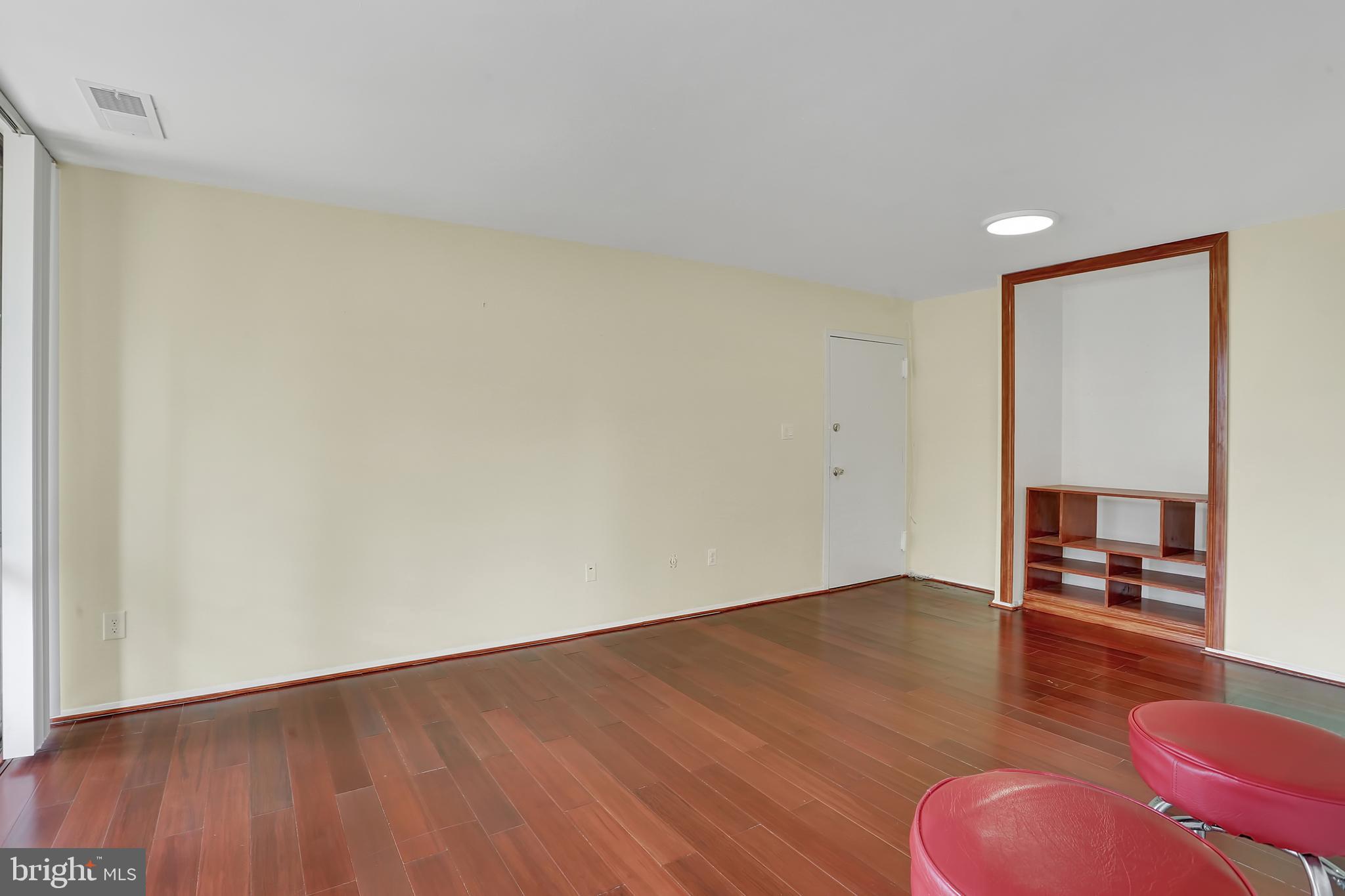 7951 Riggs Road, Unit 8 Hyattsville, MD 20783 - Photo 9 of 17