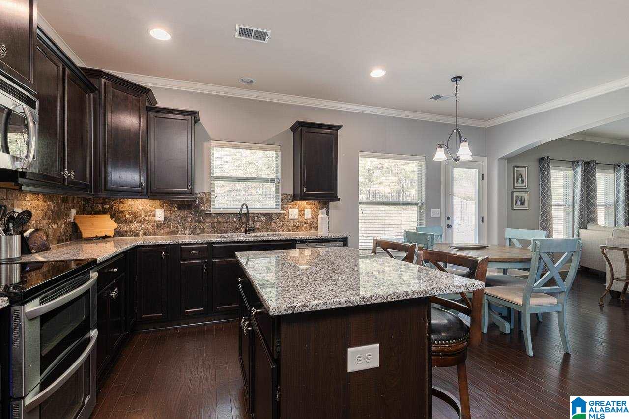 1027 Merion Drive Calera, AL 35040 - Photo 13 of 39