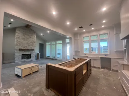 $1,024,000 | 307 Sunset Palm Court, Youngsville, LA 70592