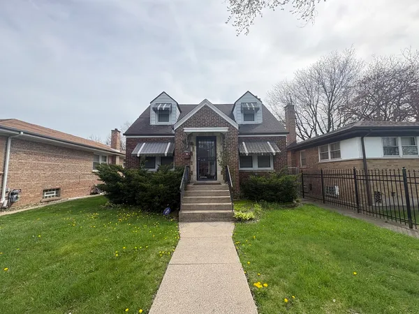 $189,000 | 12553 South Lowe Avenue, Chicago, IL 60628