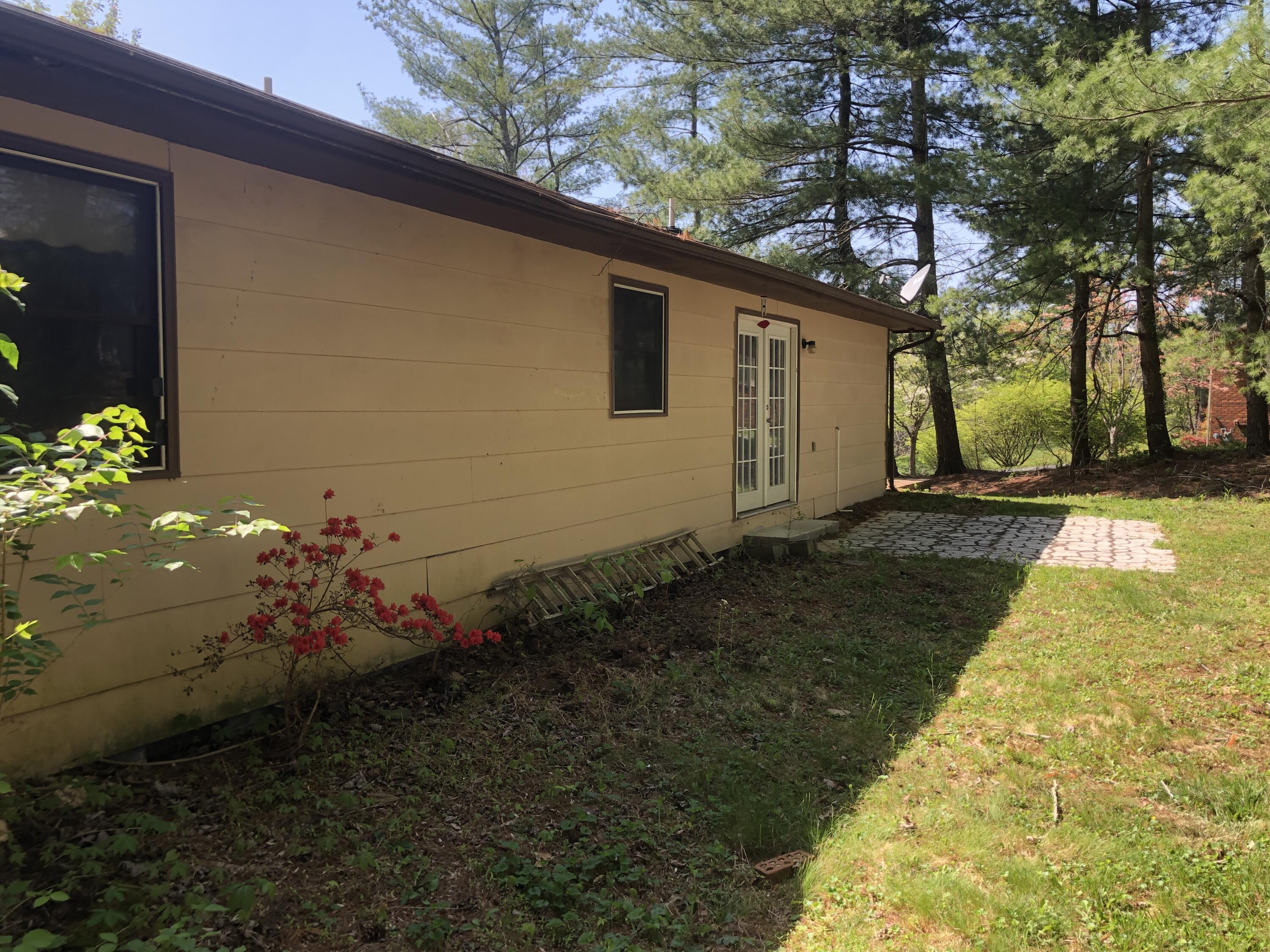 3202 Marbleton Road Unicoi, TN 37692 - Photo 27 of 31 IMG_8417