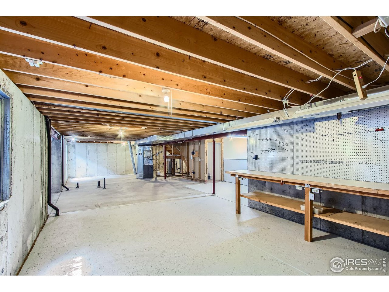10947 West 100th Drive Broomfield, CO 80021 - Photo 30 of 38 a view of livingroom with furniture