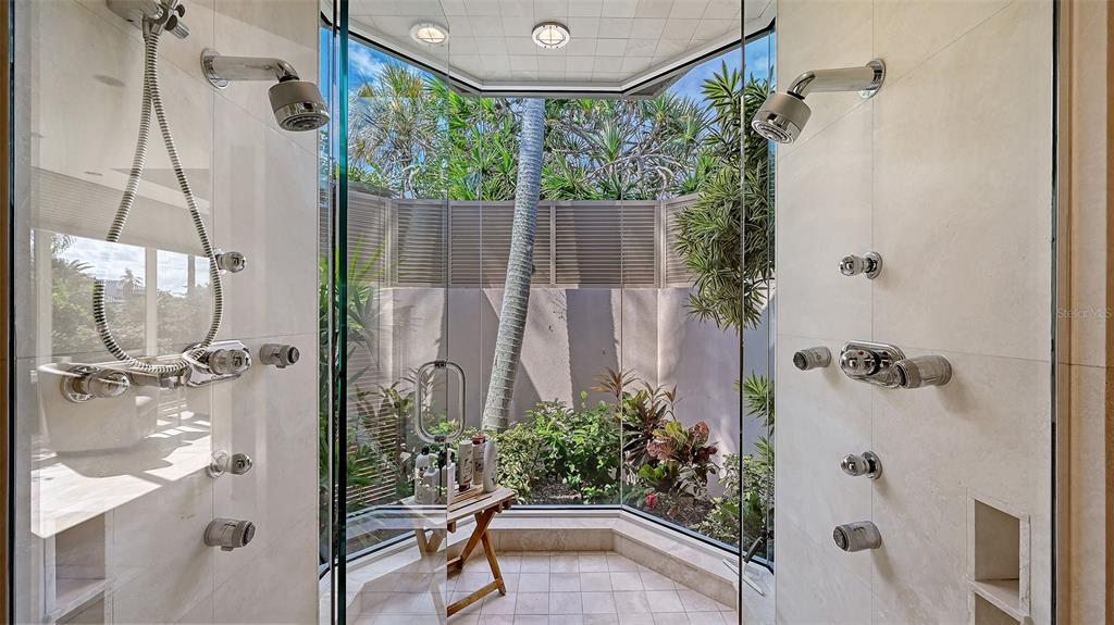 510 Harbor Gate Way Longboat Key, FL 34228 - Photo 35 of 98