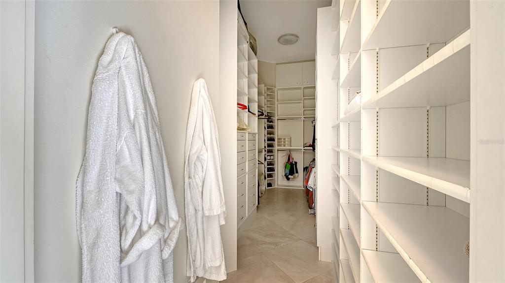 510 Harbor Gate Way Longboat Key, FL 34228 - Photo 36 of 98