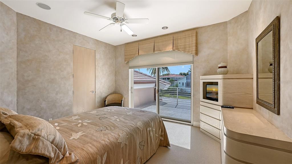 510 Harbor Gate Way Longboat Key, FL 34228 - Photo 40 of 98