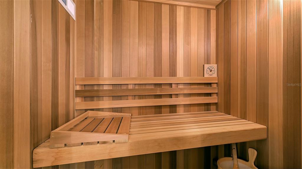 510 Harbor Gate Way Longboat Key, FL 34228 - Photo 57 of 98 a view of a room with a bed and curtain