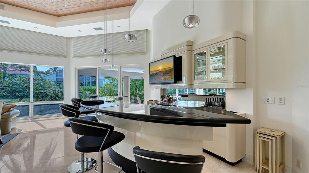 510 Harbor Gate Way Longboat Key, FL 34228 - Photo 8 of 98