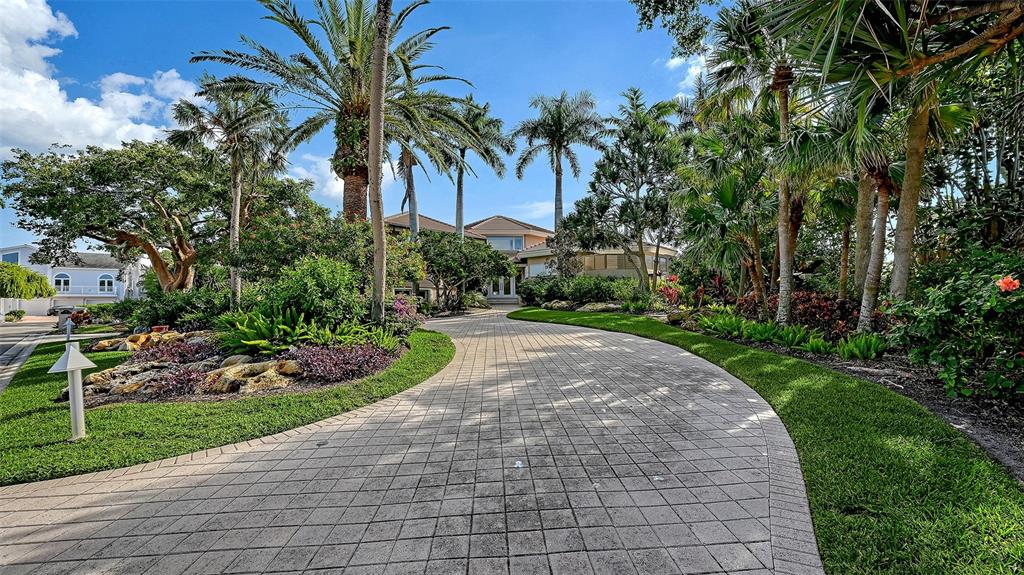 510 Harbor Gate Way Longboat Key, FL 34228 - Photo 82 of 98