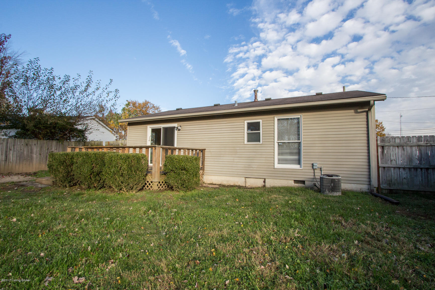 9106 New Maple Road Louisville, KY 40229 - Photo 42 of 48 JThomas Photography-9106 Maple-31