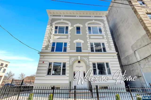 $3,770,000 | 157 Clifton Avenue, Newark, NJ 07104
