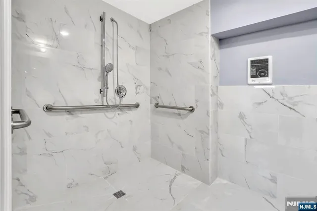 $3,770,000 | 157 Clifton Avenue, Newark, NJ 07104