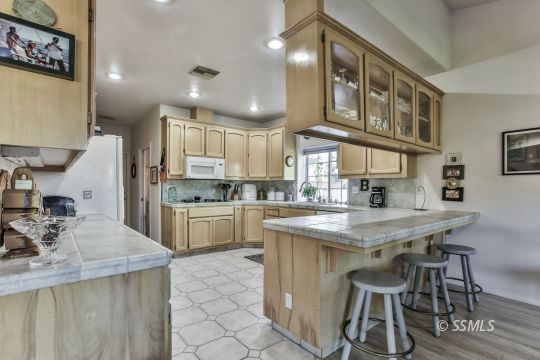 920 Hermosa Avenue Ridgecrest, CA 93555 - Photo 14 of 44