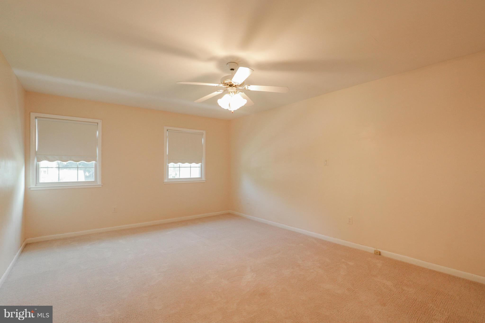13822 Delaney Road Woodbridge, VA 22193 - Photo 17 of 29 Bedroom (Master)