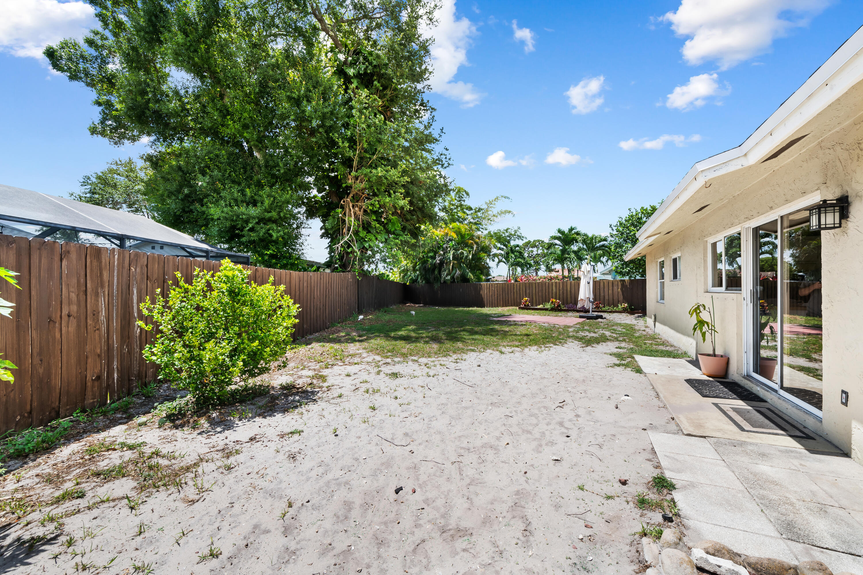 18451 Spanish Isles Place Boca Raton, FL 33496 - Photo 19 of 25 DSC_1865