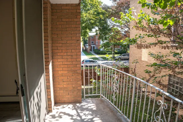 $144,000 | 415 Wesley Avenue, Unit 24, Oak Park, IL 60302